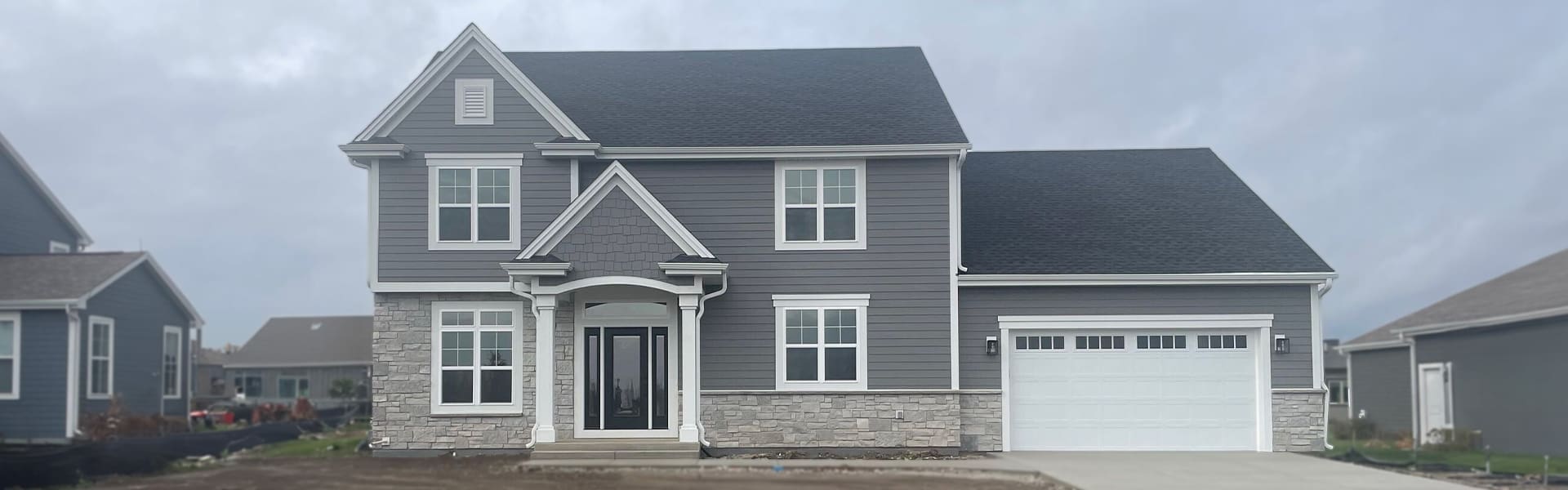 EmersonII_Exterior_Hero The Emerson II Front Exterior