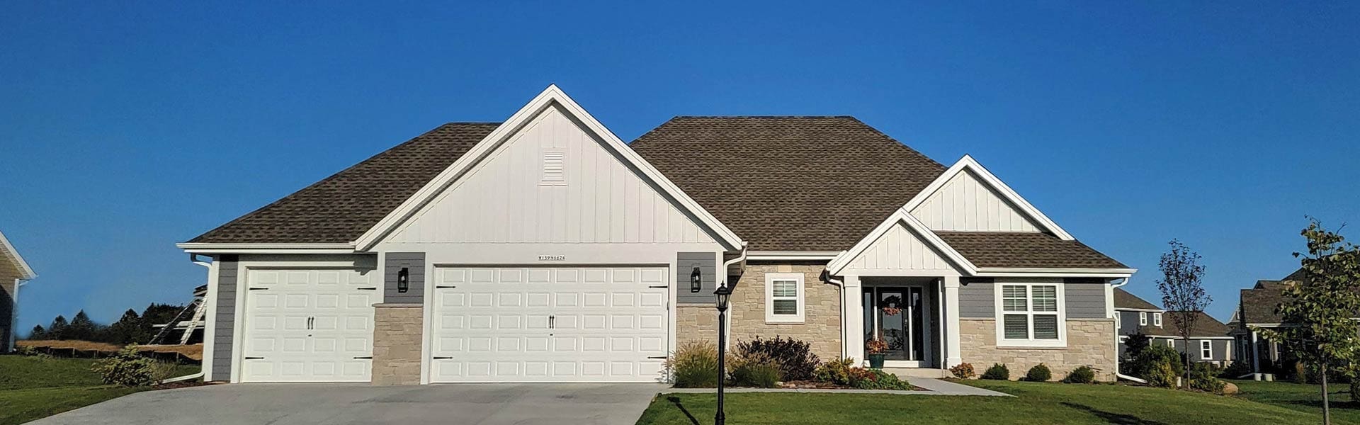 hadley-hero The Hadley Front Exterior by Demlang Builders